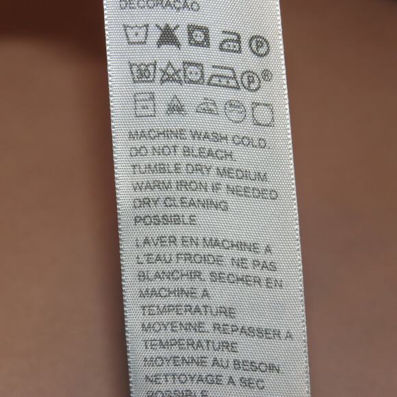 Levi’s Distressed Ribcage Straight Ankle Jeans - Picture 12 of 13